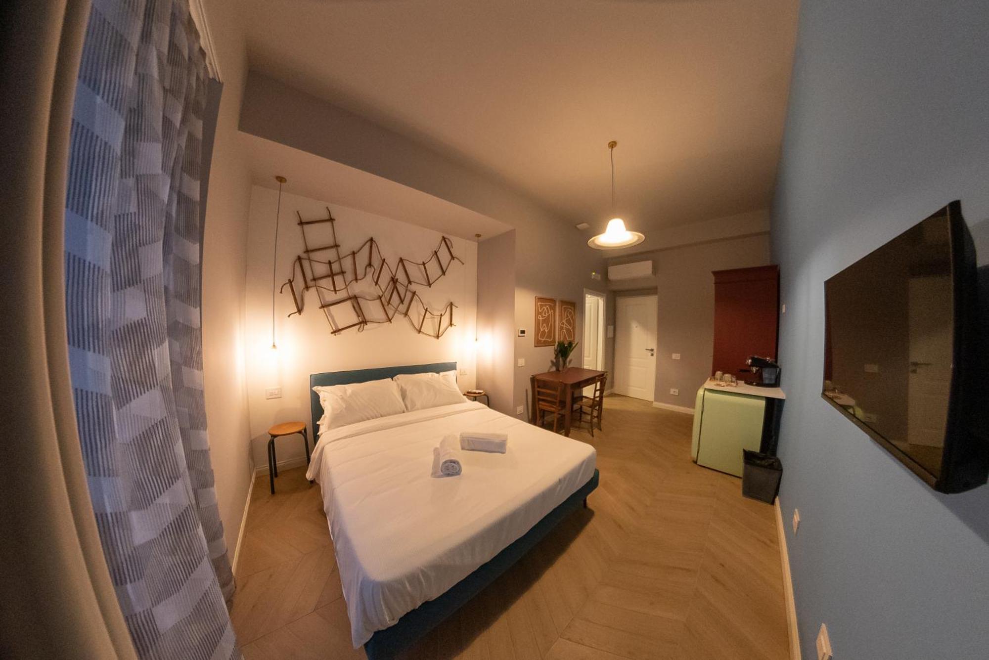 Sophia Boutique Suites Trieste Exterior foto